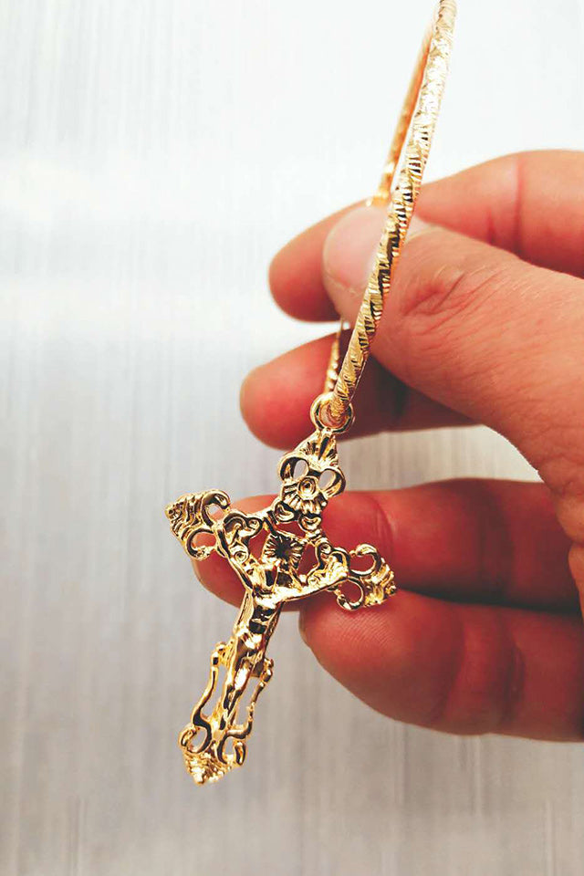 Cercei rotunzi cu cruce