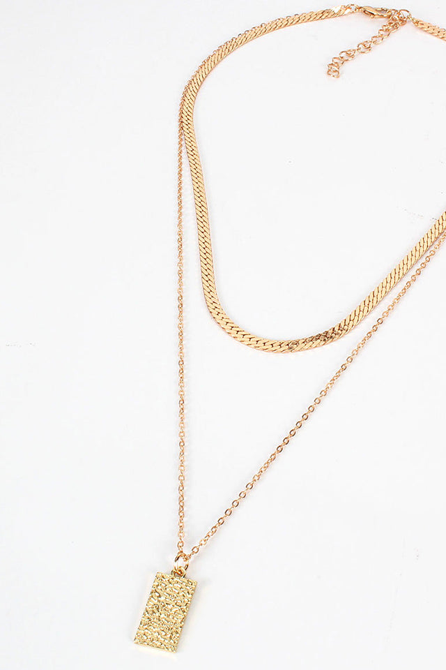 lantisor la baza gatului, lantisor elegant, lantisor auriu cu perle