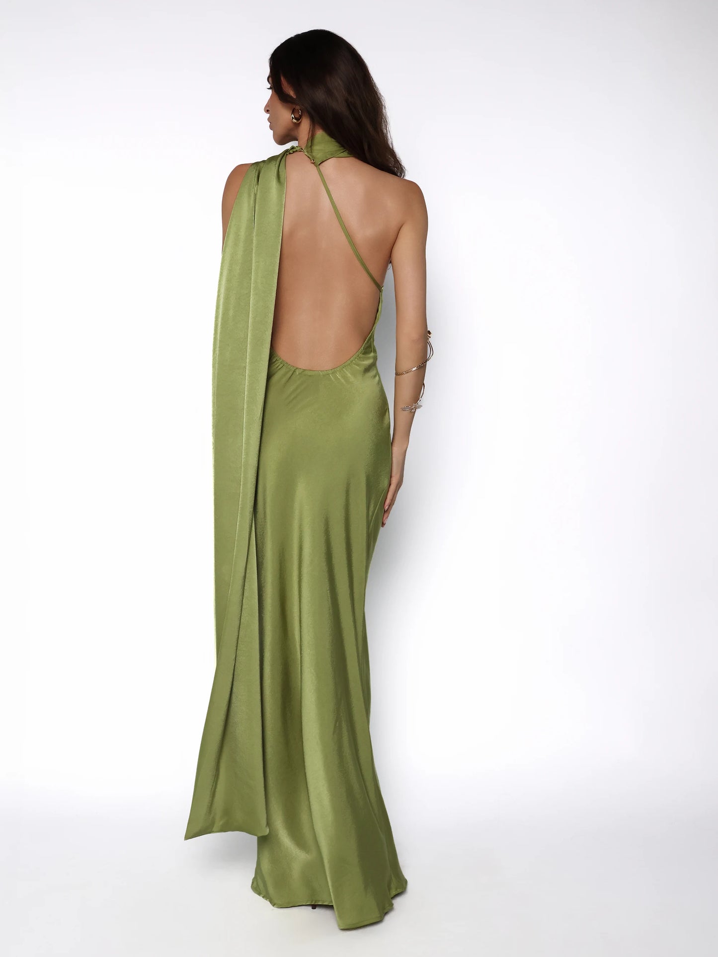 Rochie lunga satinata cu detaliu tip esarfa fluida, Alma