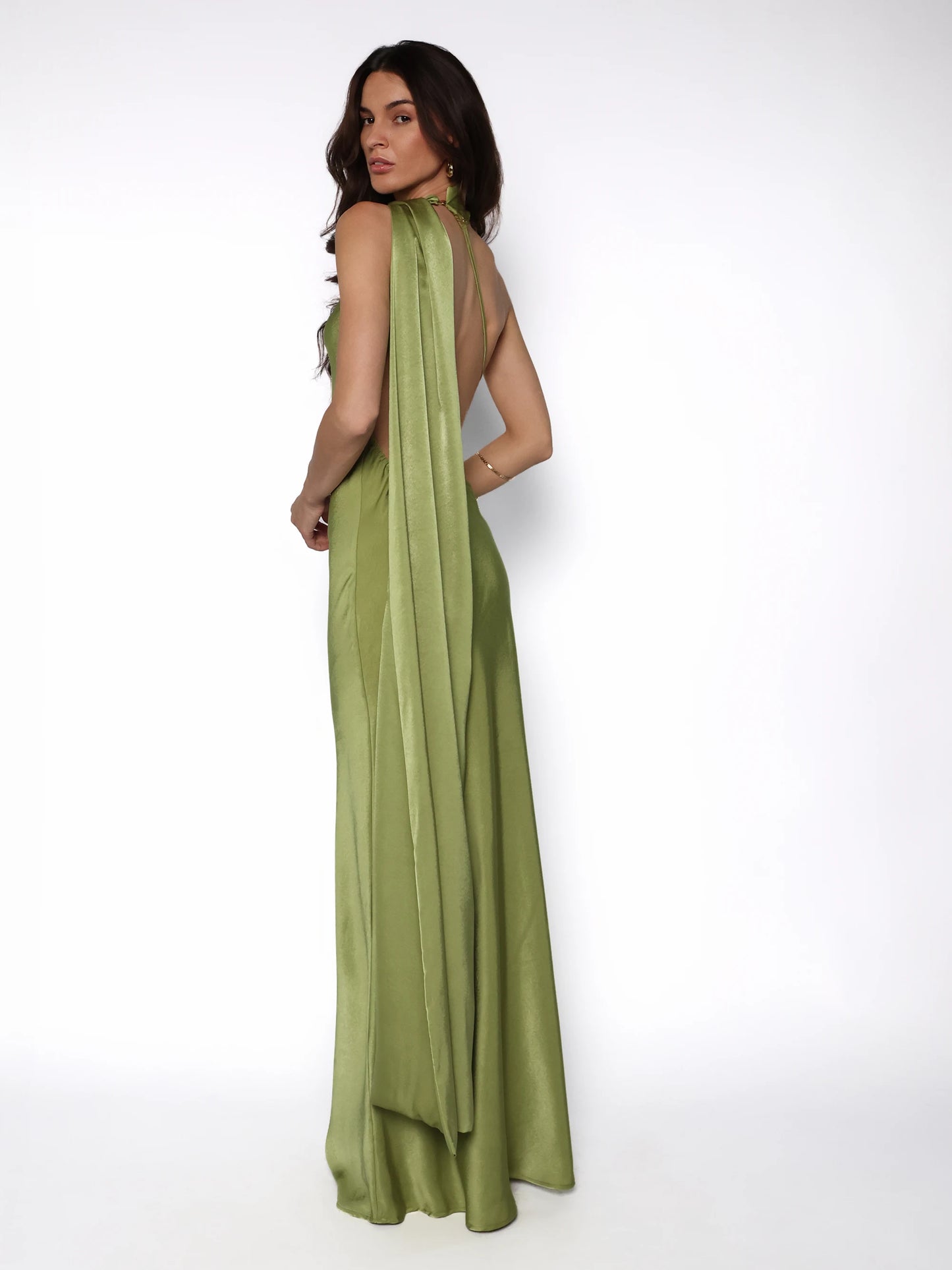 Rochie lunga satinata cu detaliu tip esarfa fluida, Alma