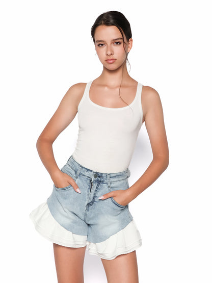 Pantaloni scurti din denim cu volane albe, Dora