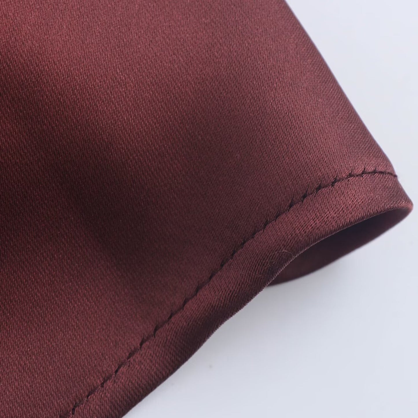 Rochie satinata in clos si cu spatele gol, Carla